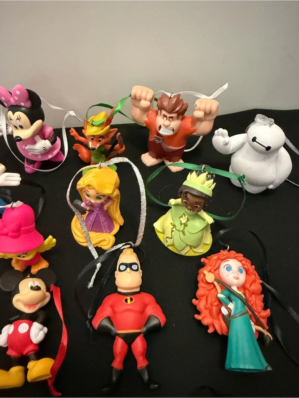 Disney Kids Character Ornament Set - Mixed Colors